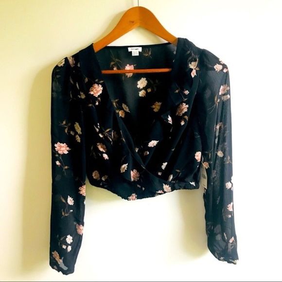 Garage Floral Blouse Long sleeve cropped blouse - Picture 3 of 3